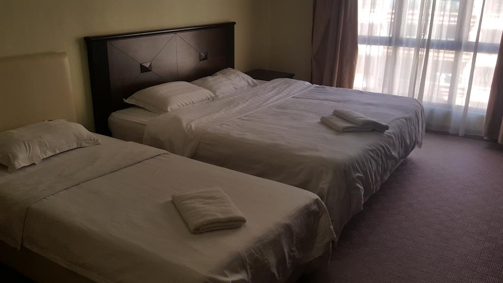 Homestay Marina Court Resort コタキナバル エクステリア 写真