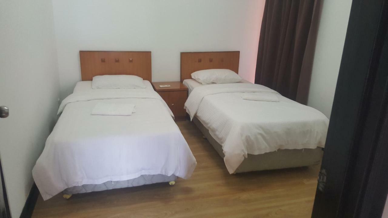 Homestay Marina Court Resort コタキナバル エクステリア 写真